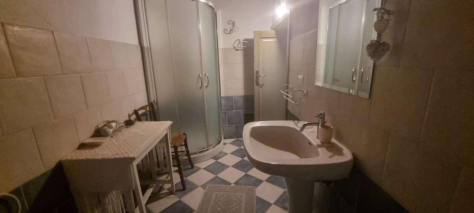B&B Di Luisa Ledda Ales Exteriör bild